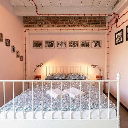 Noble & Sauna Zone Apartment