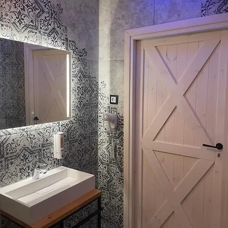 Noble & Sauna Zone *