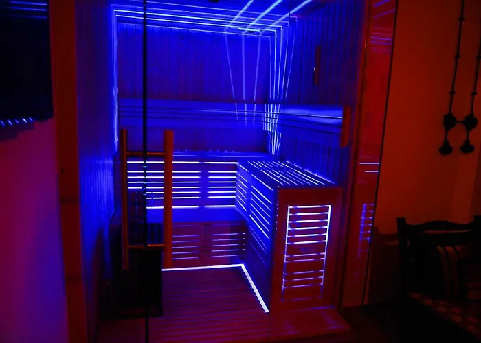 Noble & Sauna Zone דירה